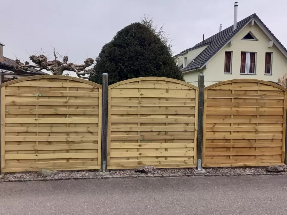 Terrasa_plus_mit_Rundbogen.jpg Terrasa_plus_mit_Rundbogen.jpg