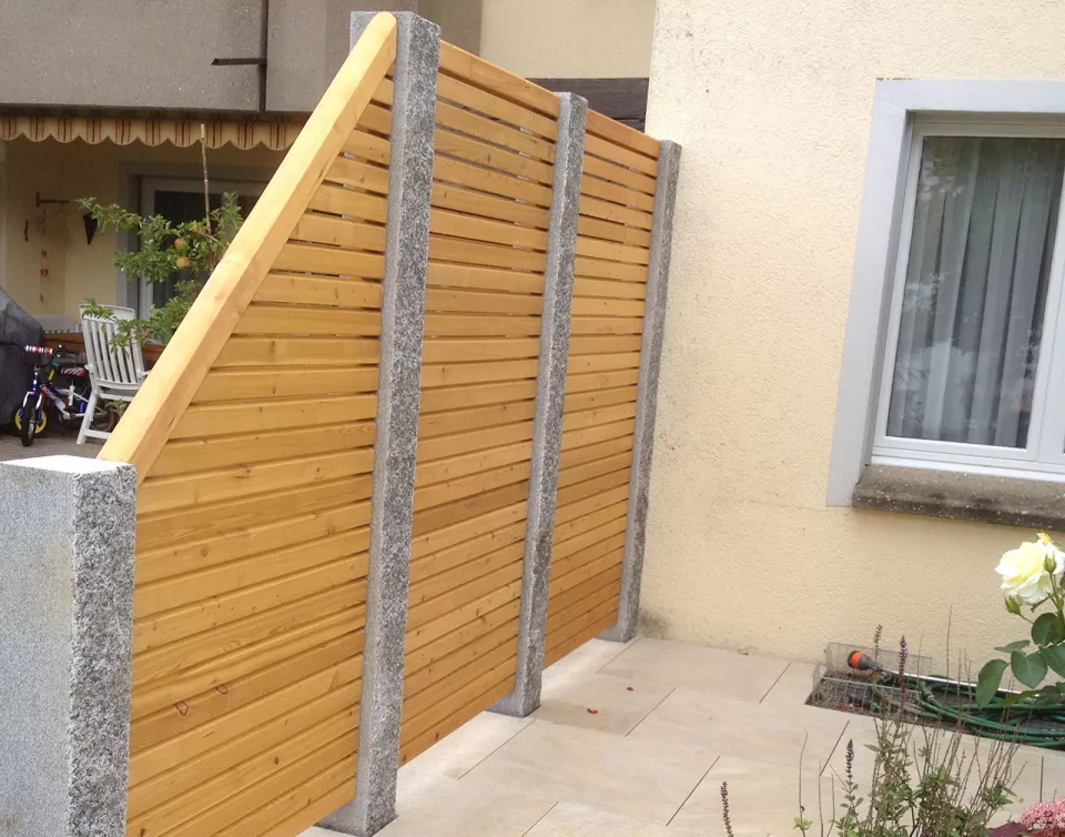 Sichtschutz_Laerche_ui2lhho5dg7x.jpg Sichtschutz_Laerche_ui2lhho5dg7x.jpg