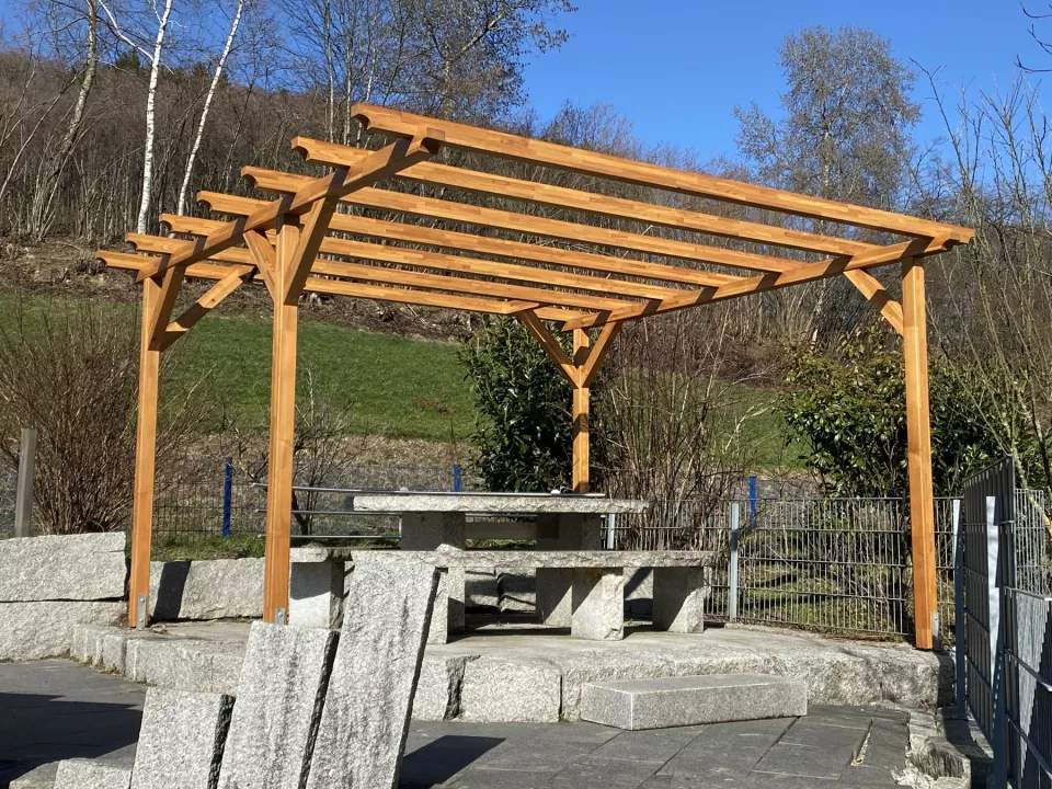 Pergola_ITA_Ausstellung2_1ff11ych6use2.jpg Pergola_ITA_Ausstellung2_1ff11ych6use2.jpg