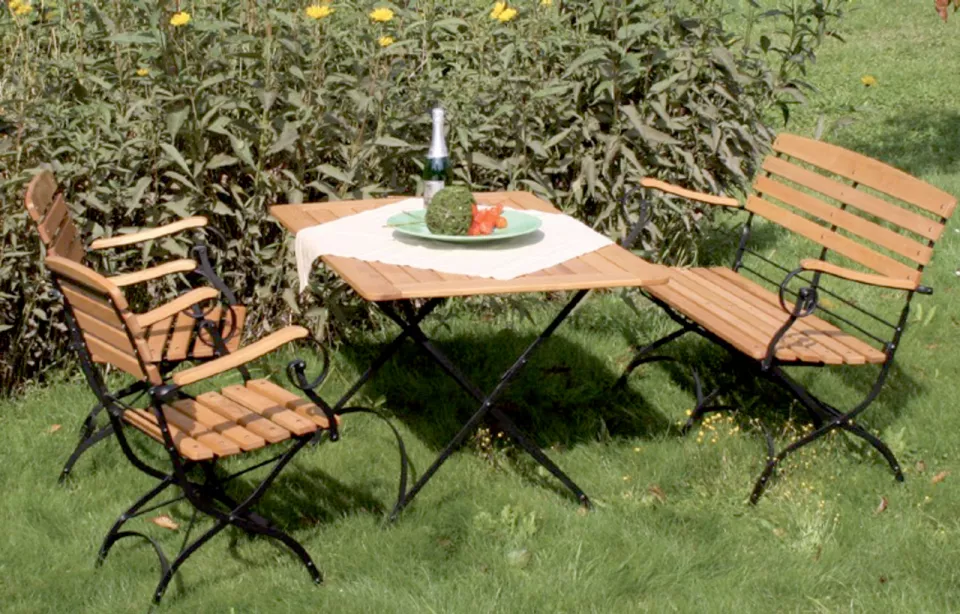 Sitzgruppe_Maja_Robinien_2.jpg Sitzgruppe_Maja_Robinien_2.jpg